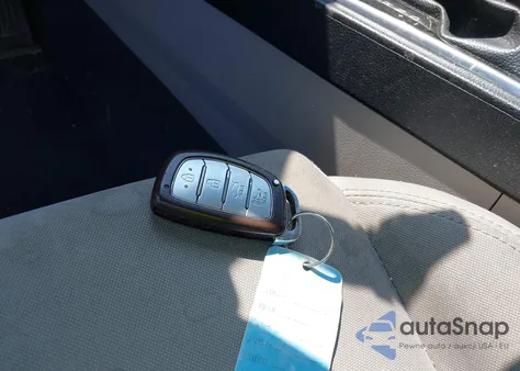 2017 Hyundai Sonata Hybrid Se from USA, damaged, VIN KMHE24L19HA043524